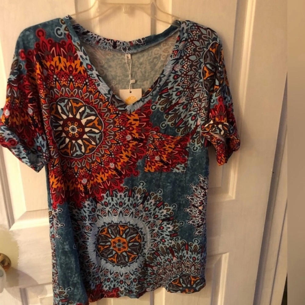 NWT- Misses boho medallion print blouse size Large- NEW